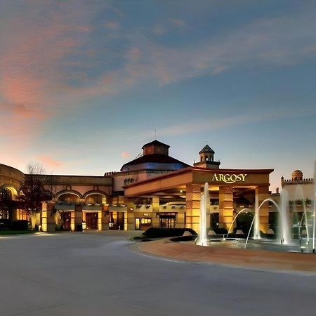 Argosy Casino Hotel & Spa Riverside Bagian luar foto