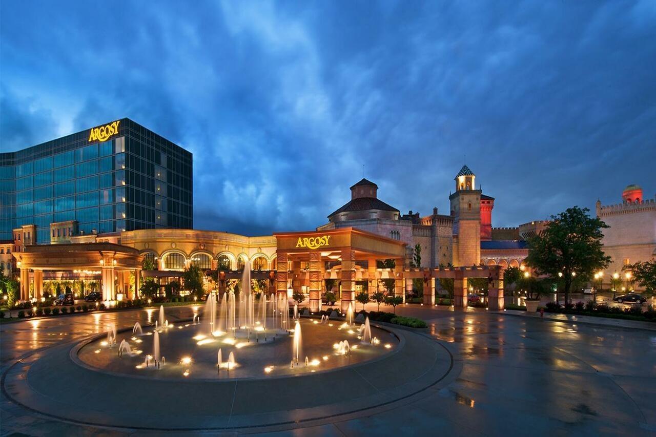 Argosy Casino Hotel & Spa Riverside Bagian luar foto